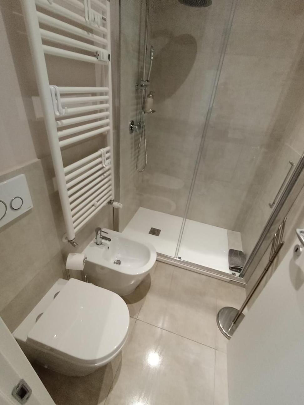Gambara Metro Apartment Milano Milão Exterior foto
